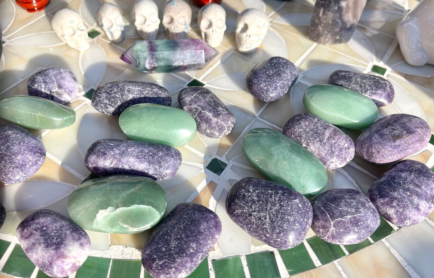 SUPER BULK DEAL,take all 89 crystal stones! Wow
π¨ INCREDIBLE 89 PCS DEAL!!