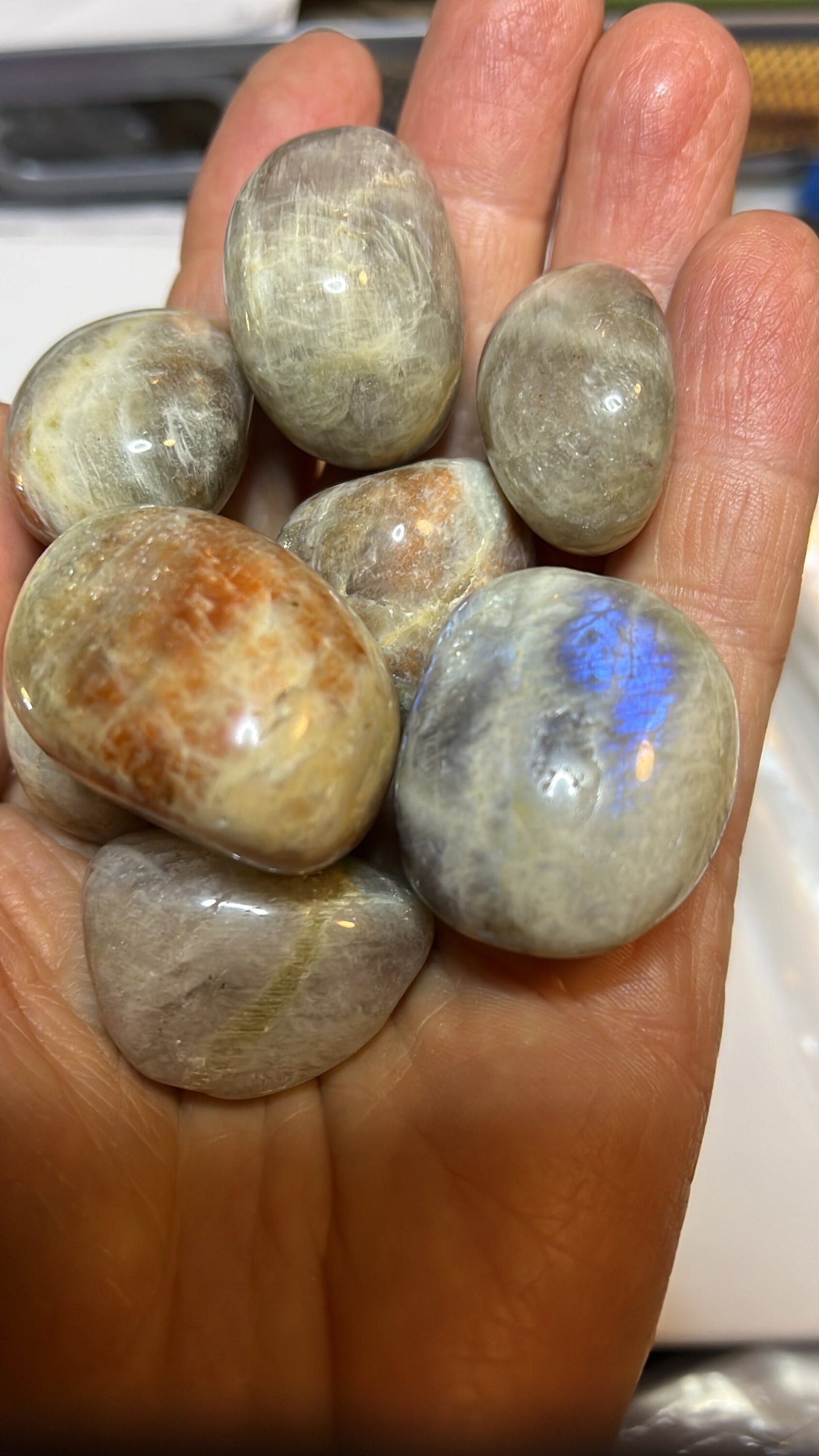 ✔️1lb bags!! PEACH MOONSTONE TUMBLES!! Buy more get low price!!
