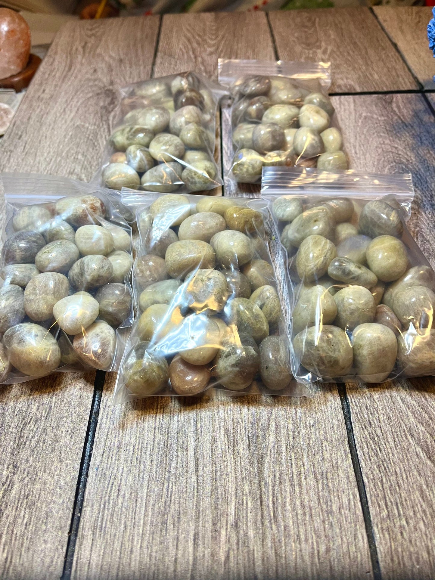 ✔️1lb bags!! PEACH MOONSTONE TUMBLES!! Buy more get low price!!