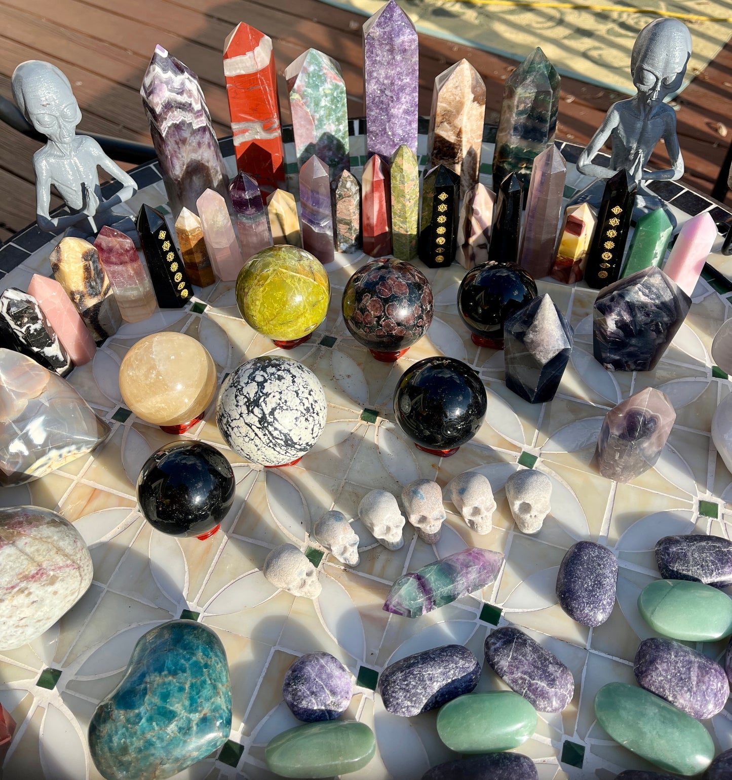 SUPER BULK DEAL,take all 89 crystal stones! Wow

🚨 INCREDIBLE 89 PCS DEAL!!